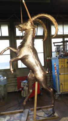 Sculpture en bronze à la fonderie à Moutier